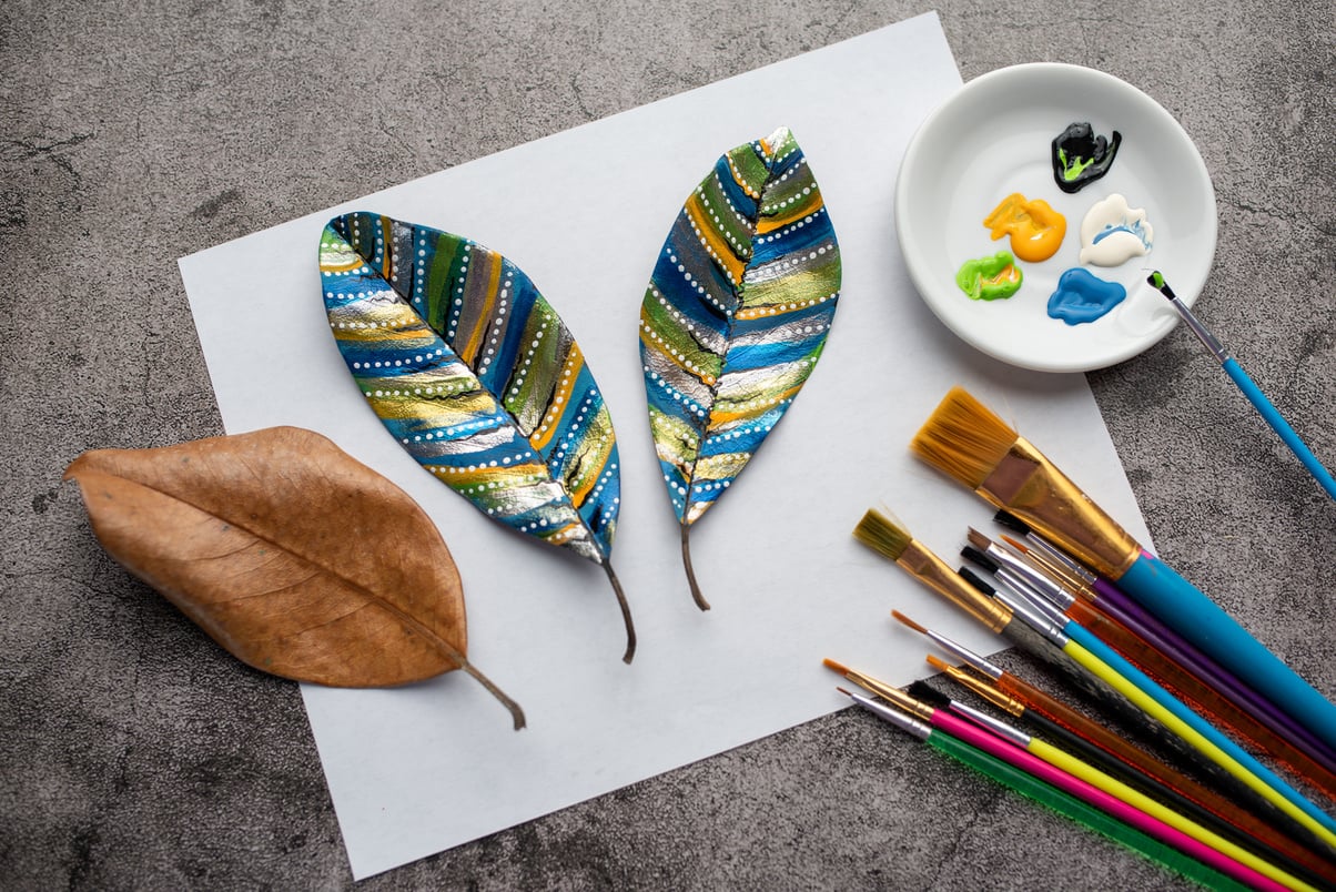 Painting leaves craft project